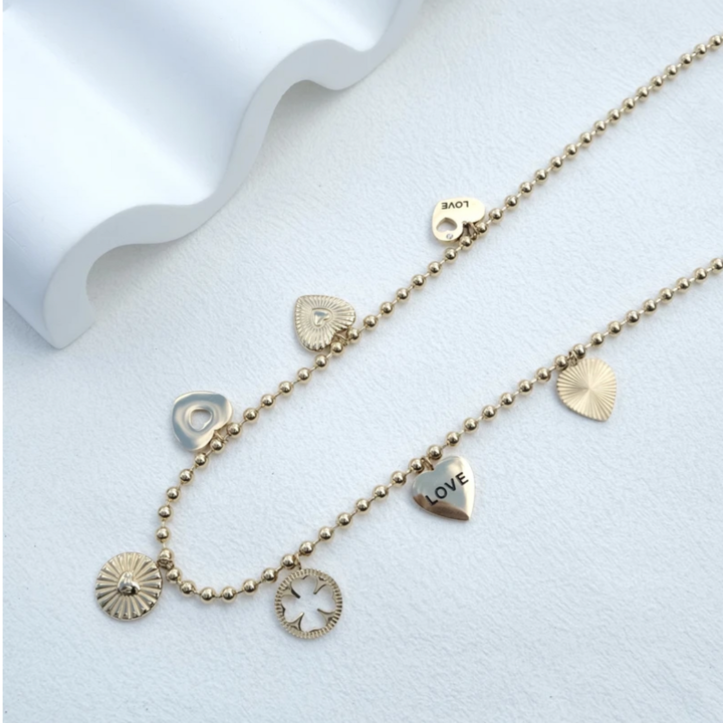 🌟 Collier avec Breloques