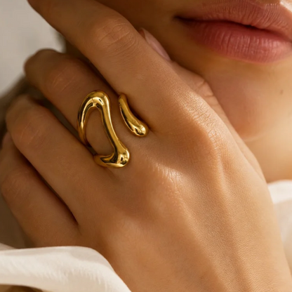 Bague Entrelacée Sculpturale Ajustable